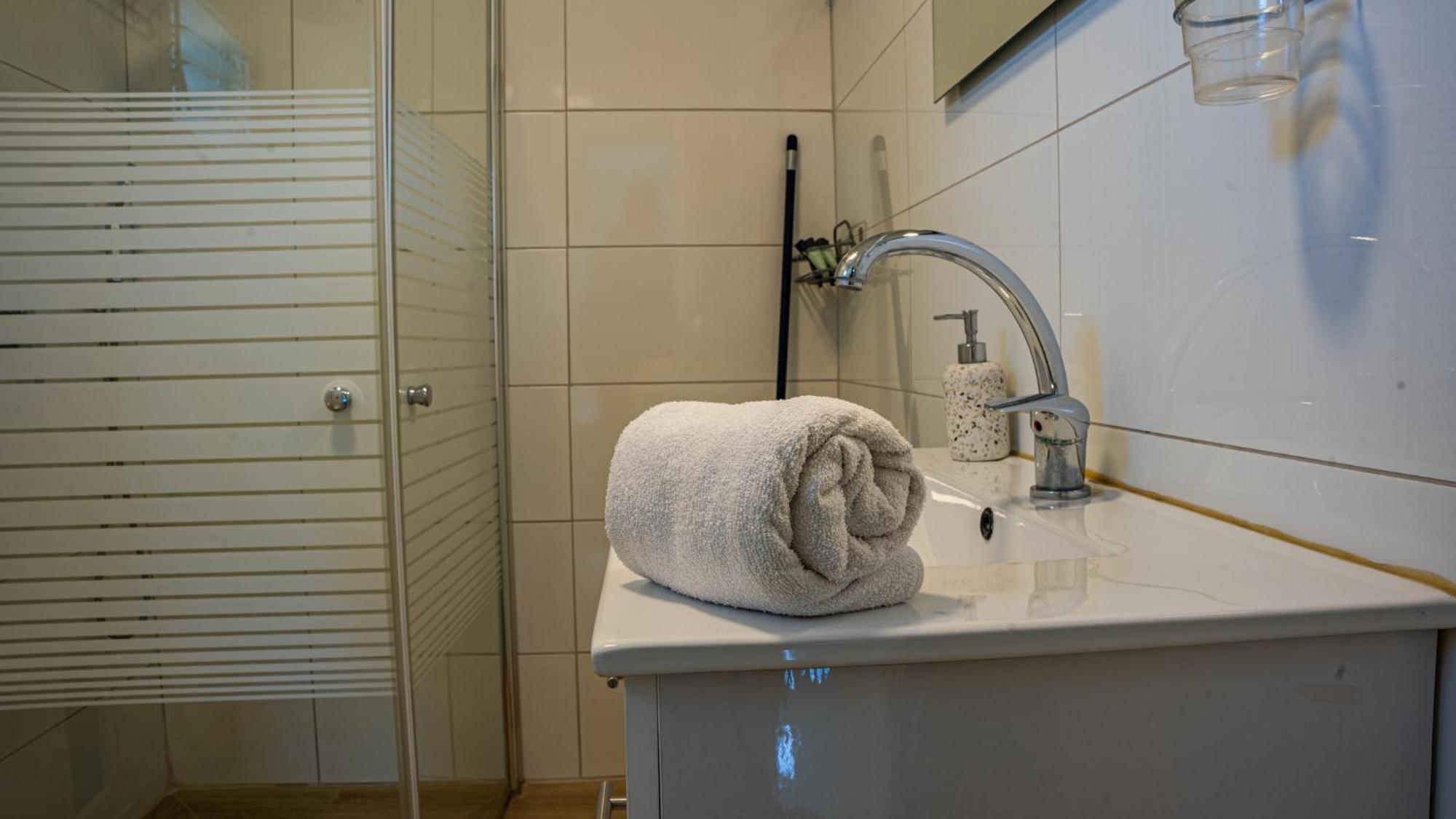 אדום 179, דירות נופש Eilat Exterior foto